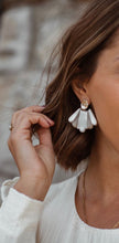 Turn Petal earrings by Aacute